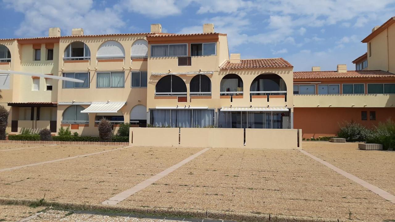 T2 cabine avec très belle vue sur le port de plaisance Leucate Extérieur photo